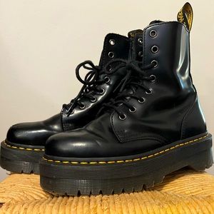 Platform Doc Martens